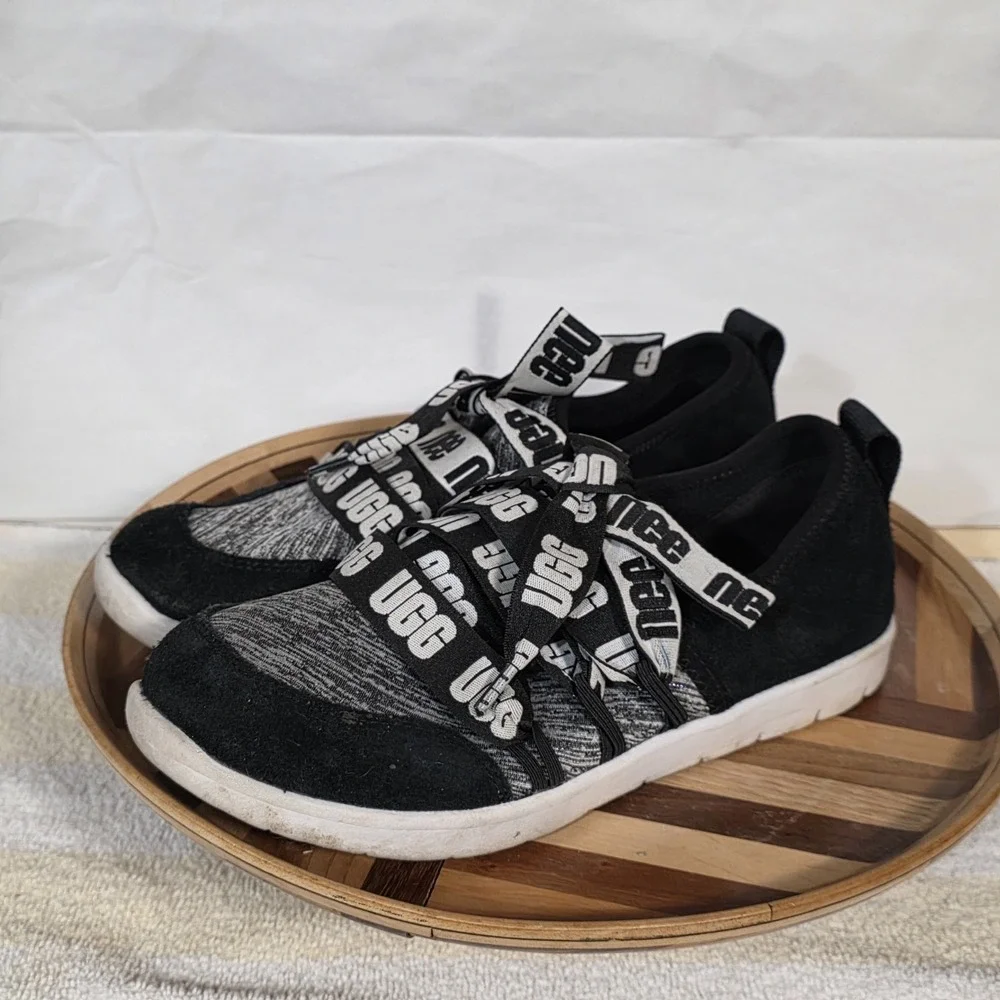 UGG SEAWAY SNEAKER  Women's Girls Size 4 (Youth) Ribbon Laces Shimmer
